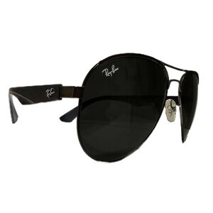 Barely Used Classic Ray Ban Sunglasses